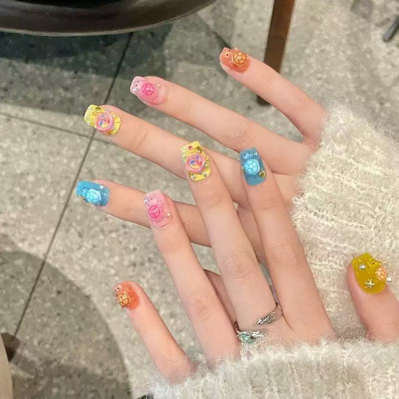 Resin Art Diy - 100 mini-breloques en résine colorées en